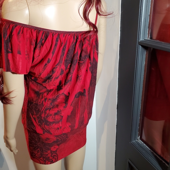 Vogue by Tip's 90s Y2k Off Shoulder Top or Dress - Picture 5 of 9